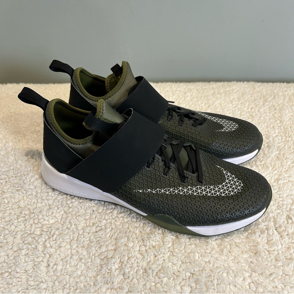 Nike Women’s Air Zoom Strong Legion Green EUC Size 9.5